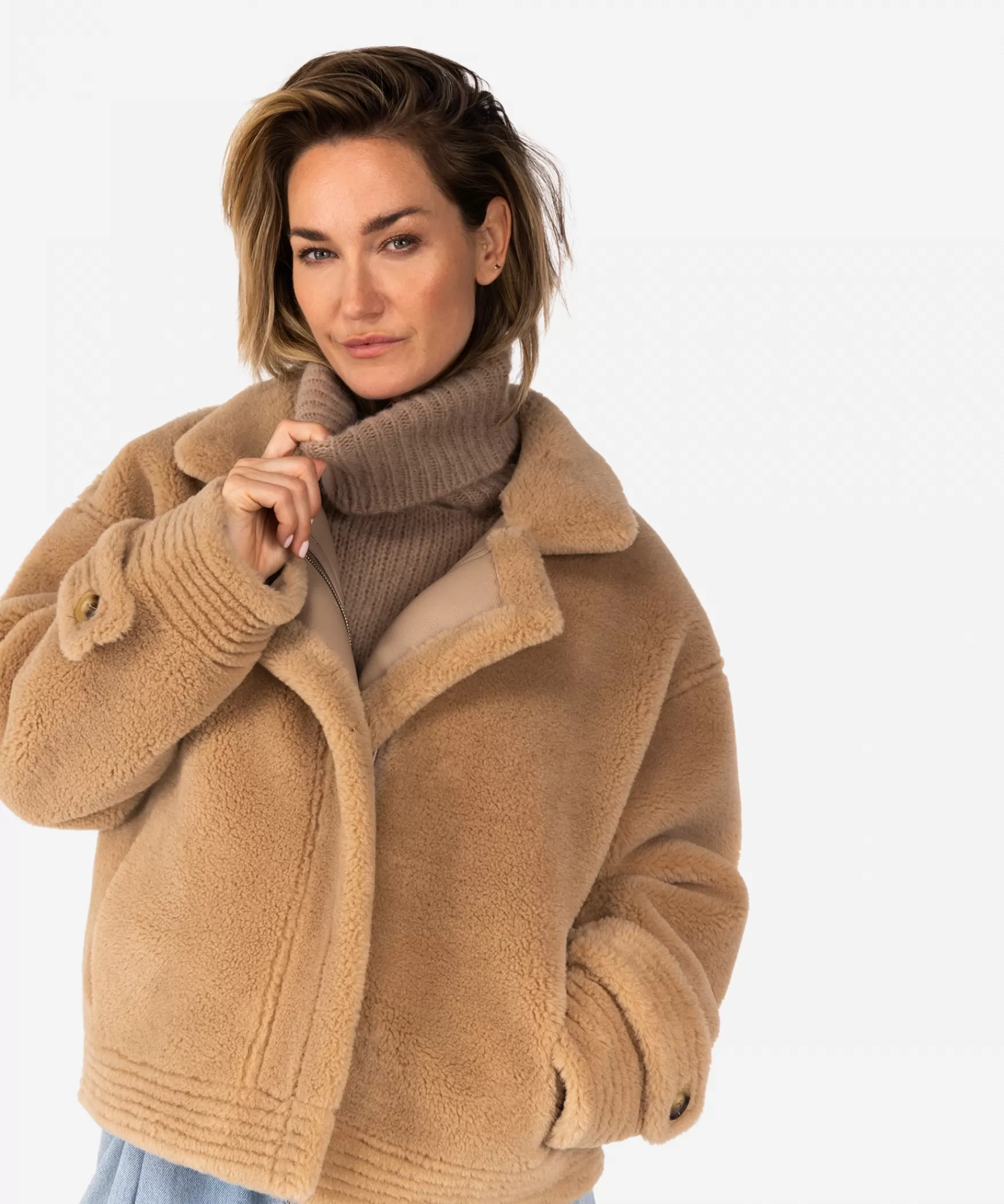 IBANA Chris | CAMEL< Faux Fur