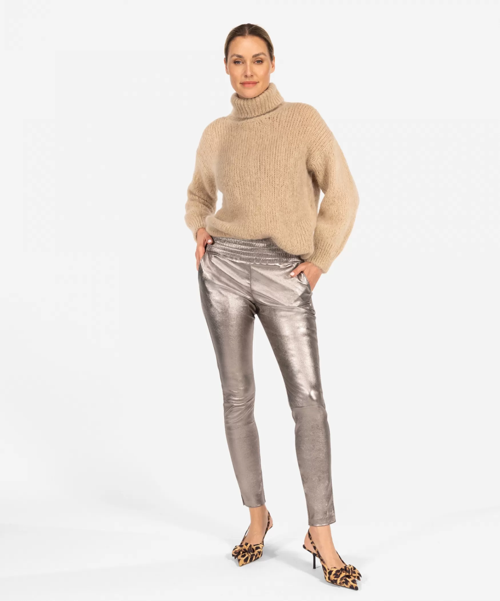 IBANA Colette Metallic | Classic Grey< Mid Waist | Leren Broeken