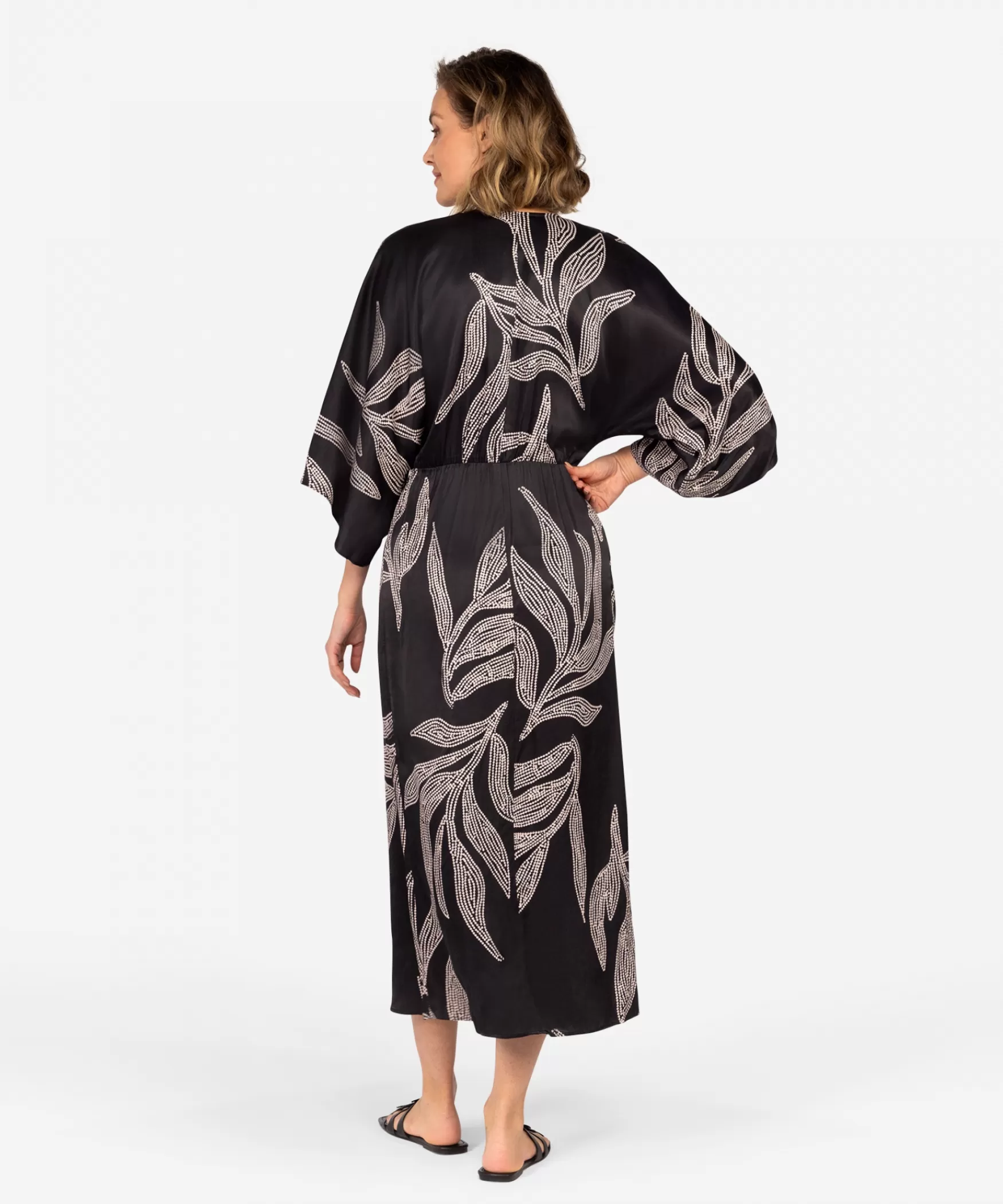 denna__dotted_leaves_print_20148.webp IBANA Denna | < Maxi Jurken