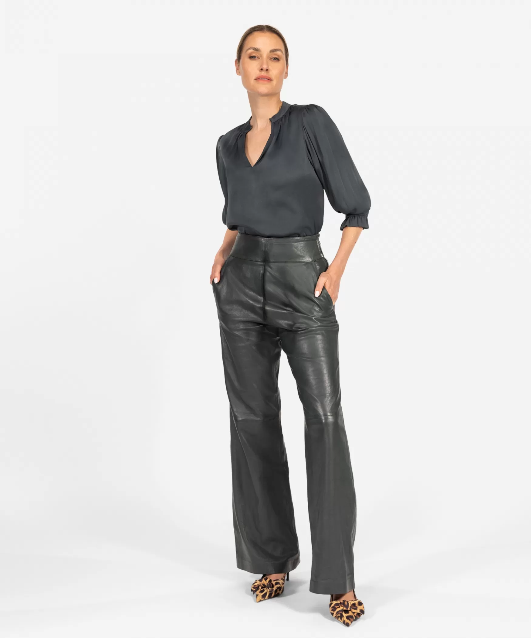 IBANA Palidia | < High Waist | Flared